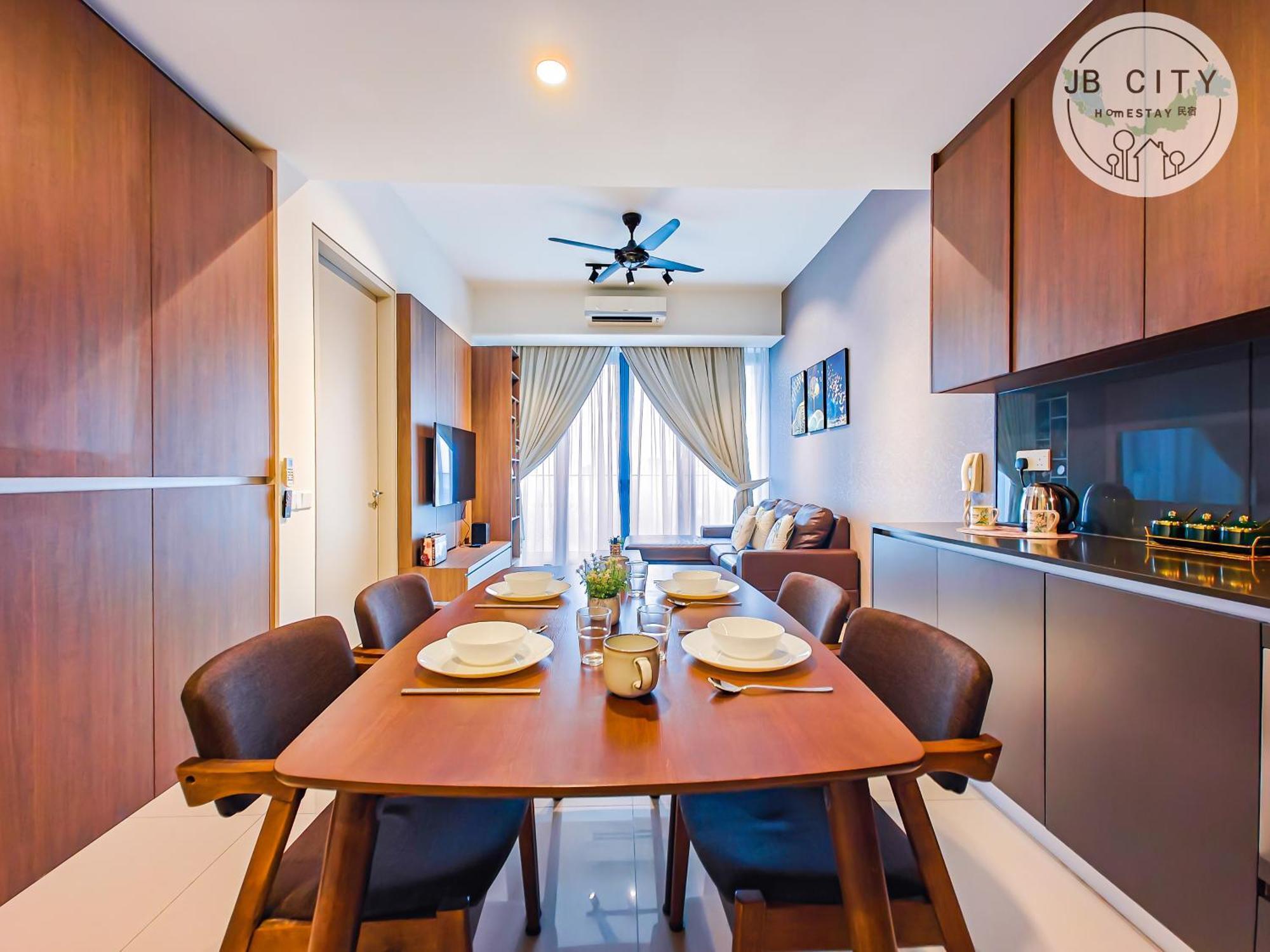 נוסג'יה Grand Medini By Rr Jbcity מראה חיצוני תמונה